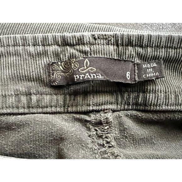 PrAna Women’s Straight Skinny Button Corduroy Pants Size 6 EUC - Picture 9 of 11
